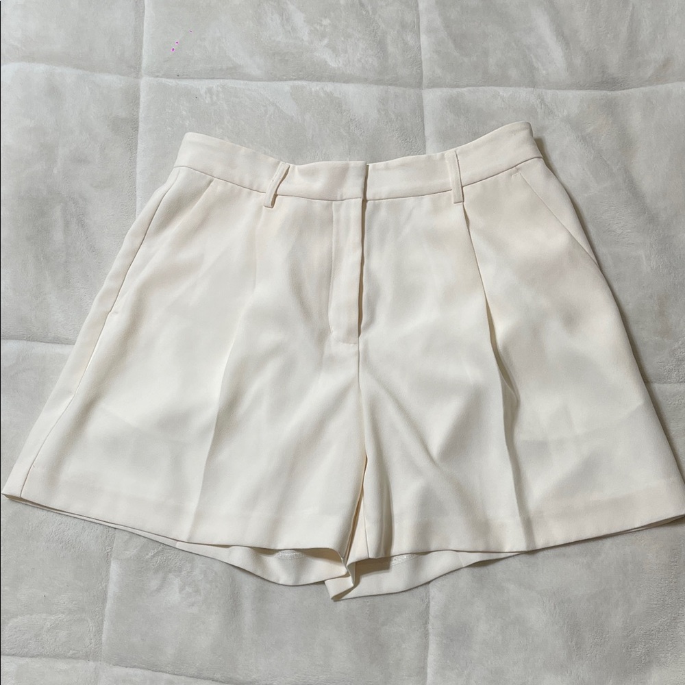 OAK + FORT Cream Women's Shorts